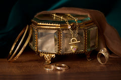 Large Tudor Locking Heart necklace in 18ct Yellow Gold with handmade chain and sapphires