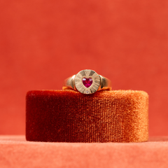 Heart Tarté Signet Ring