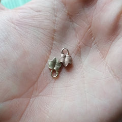 Solid Gold Botanical Ivy Pendant