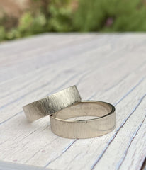 Grey gold silk texture wedding rings