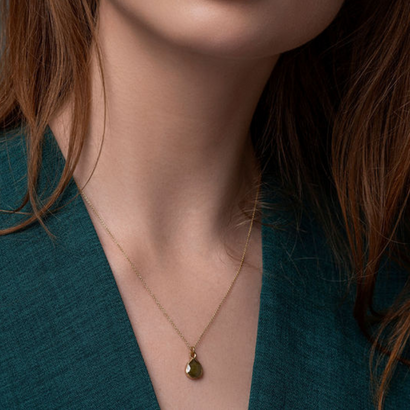 Green Diamond with 18 Carat Gold Pendant