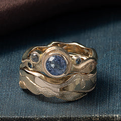 14 carat cornflower blue sapphire  ring