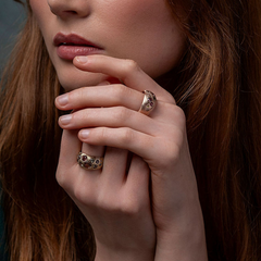 14ct yellow gold Bombè with ethically sourced sapphires & champagne diamonds
