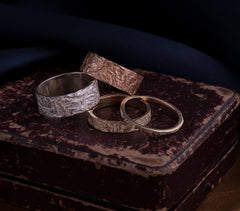 solid gold bark ring within bark texture in four different widths and colours