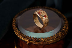 Bombe ring in solid gold with ethical gemstones