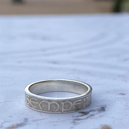 Solid Gold 'Semper Fidelis' Posey Ring