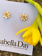 Tiny daffodil stud earrings in solid gold