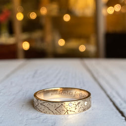 Women's star map ring with diamonds